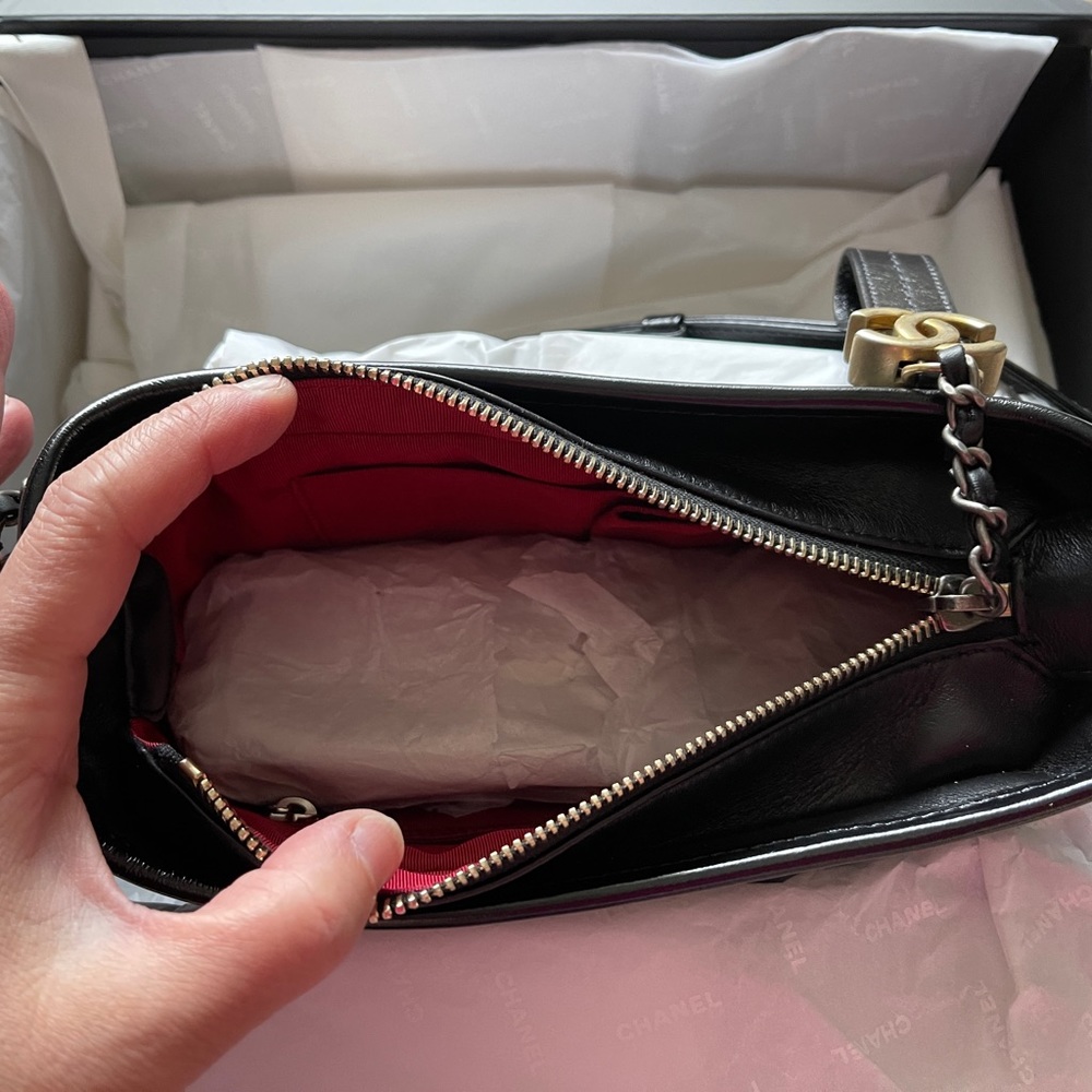 Limited Edition-Authentic NWT Chanel black Embellished small Gabrielle bag - Picture 9 of 12